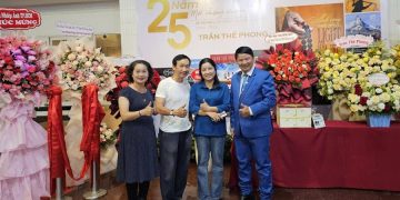 NSNA TRẦN THẾ PHONG KHAI MẠC TRIỂN LÃM “25 NĂM – MỘT CHẶNG ĐƯỜNG”