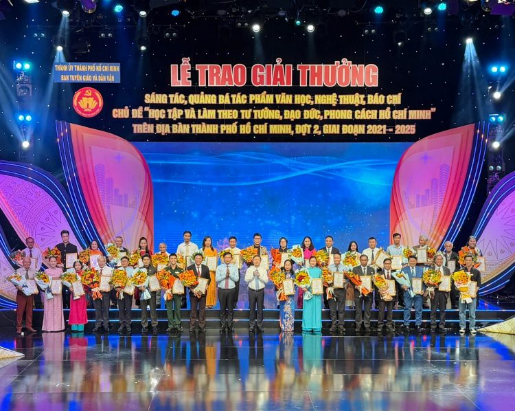 Trao giải thưởng sáng tác, quảng bá tác phẩm văn học nghệ thuật, báo chí về chủ đề “Học tập và làm theo tư tưởng, đạo đức, phong cách Hồ Chí Minh” đợt 2, giai đoạn 2021 – 2025.
