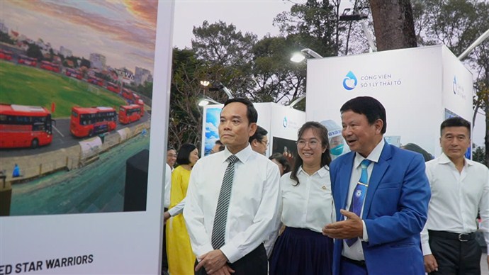 GIỌT NƯỚC TRI ÂN GIỮA LÒNG THÀNH PHỐ